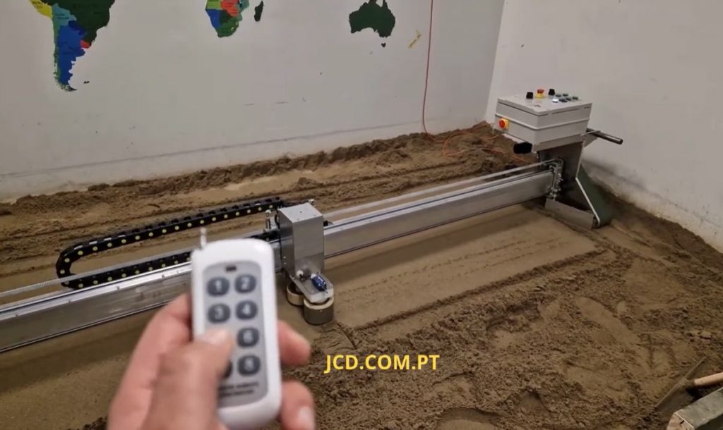 Robot, Sarrafar, Alisamento, betonilha, maquina, robotizada, nivelamento de pavimentos, betonilha húmida, ferramentas, inovação